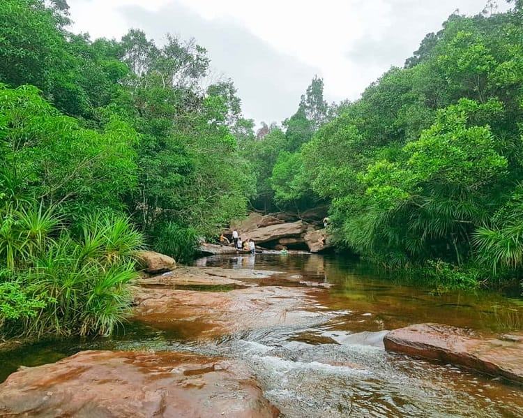 15+ Unmissable Things to Do in Phu Quoc Island Da Ban Stream with its unique terrain