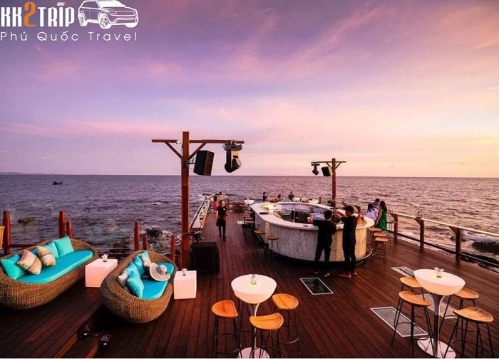 TOP 8 Quán Bar Tại Phú Quốc Giúp Bạn Tha Hồ "QUẨY" quán bar cực chất tại Phú Quốc