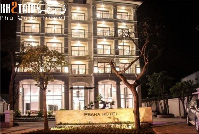 Praha Phu Quoc Hotel Exterior with Fountain