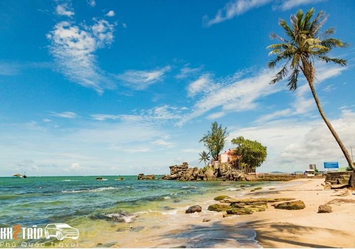 Phu Quoc 2-Day Southeast Island Tour: Itinerary & Car Hire Dinh Cau Temple in Phu Quoc