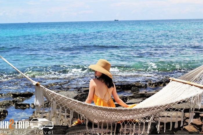 6 Stunning Islands in Phu Quoc You Must Visit Coral reef and diverse marine life near Hon May Rut Ngoai Island, Phu Quoc