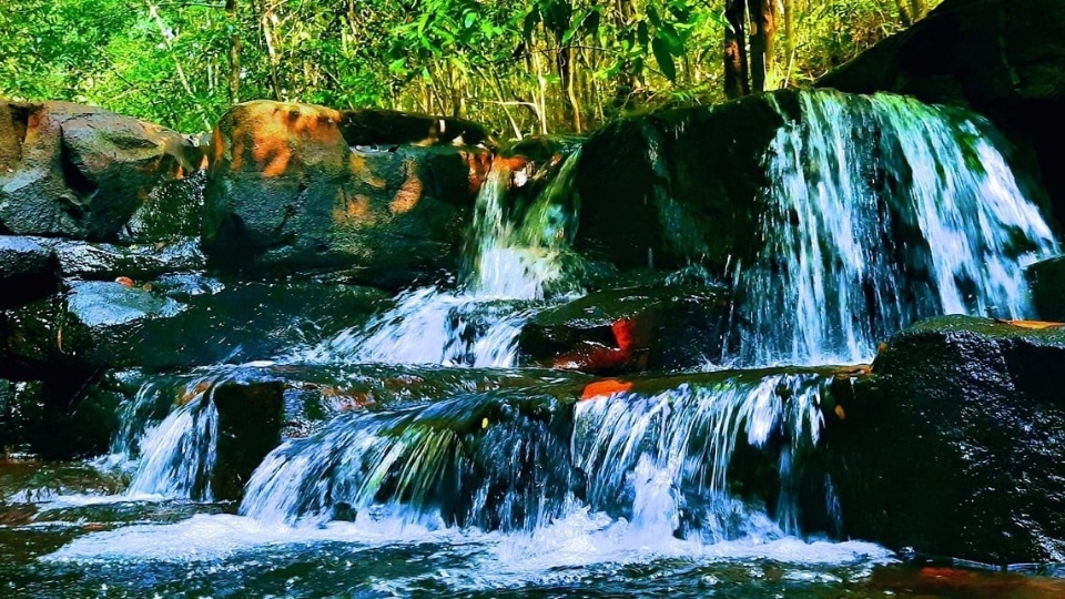Khám phá Suối Mơ Phú Quốc cùng KK2Trip suối mơ phú quốc