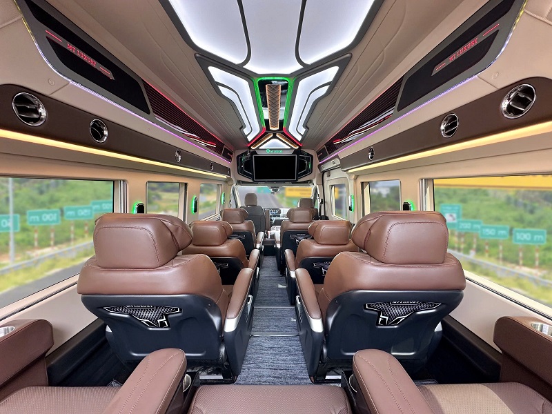 Thuê Xe Limousine 9 Chỗ Phú Quốc – Giải pháp di chuyển Cao Cấp, Tiện Nghi